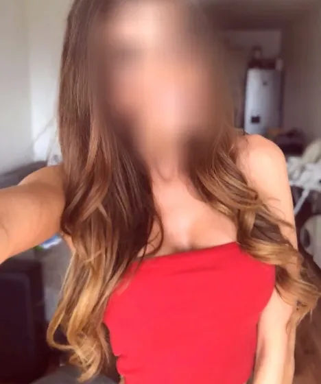 Alessandra, 35 anni