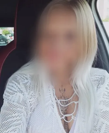 Nicole, 21 anni
