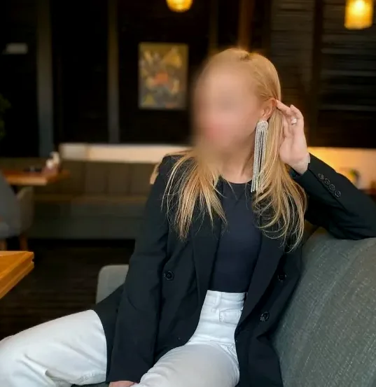 Sabrina, 32 anni