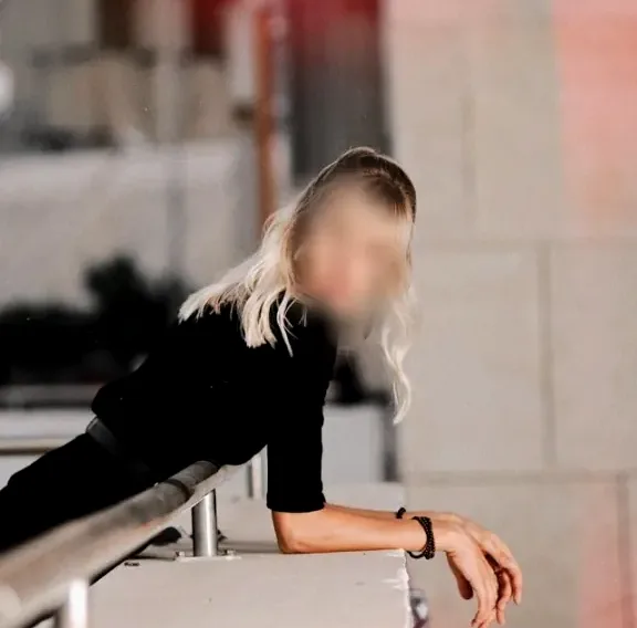 Veronica, 40 anni